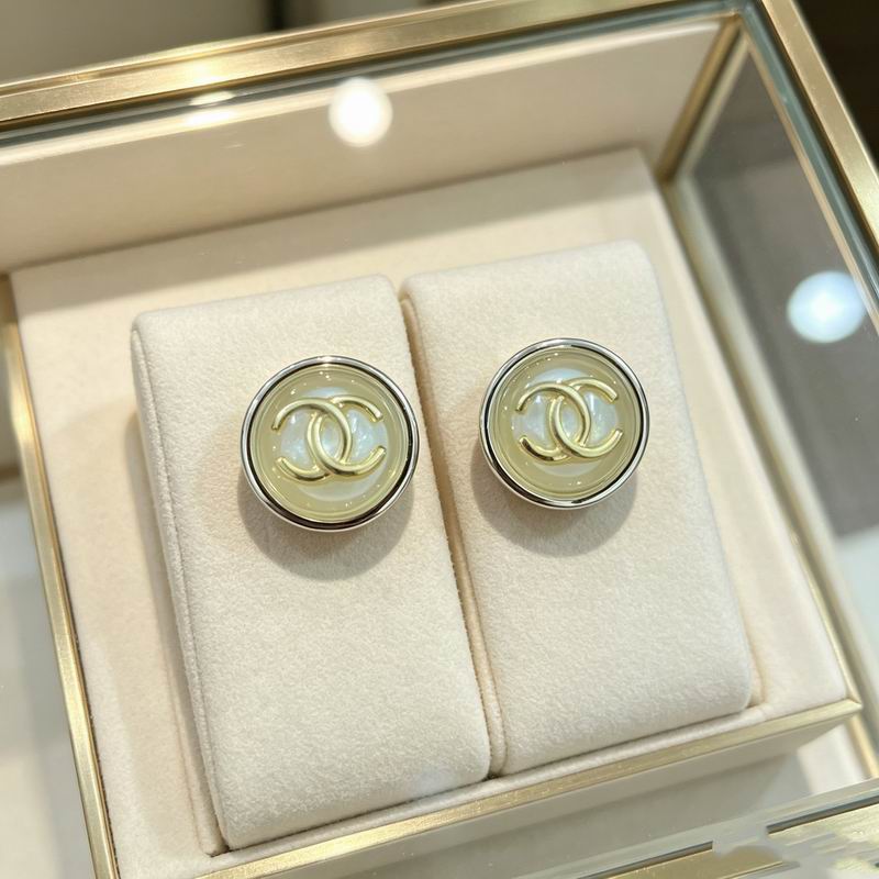 Chanel Earring 09yxs70